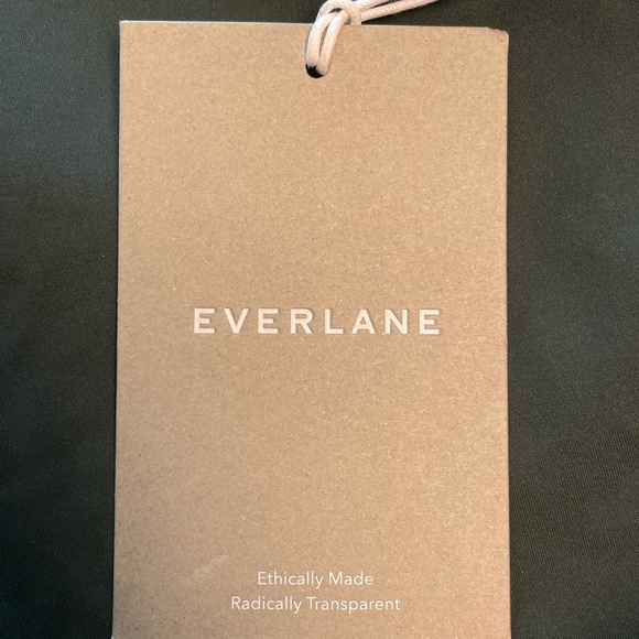 Everlane The Perform Tank Cropped Tank Top Dark Green Size Small - Picture 5 of 6